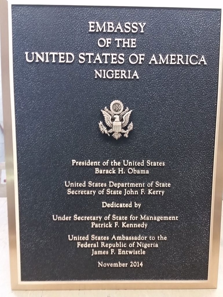 R-cast-bronze-paques-obama-2 cast bronze government plaque president obama