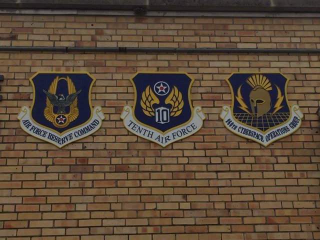m-3d-aluminum-color-military-plaques full color military insignia plaques custom military plaque-1